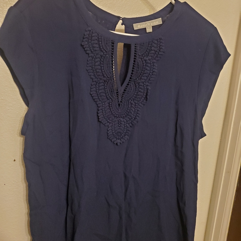 Daniel Rainn navy sleeveless top